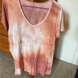 Hollister Women's Tie-Dye V-Neck Top